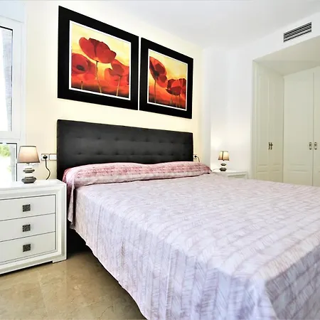 Apartamento Port Luna *