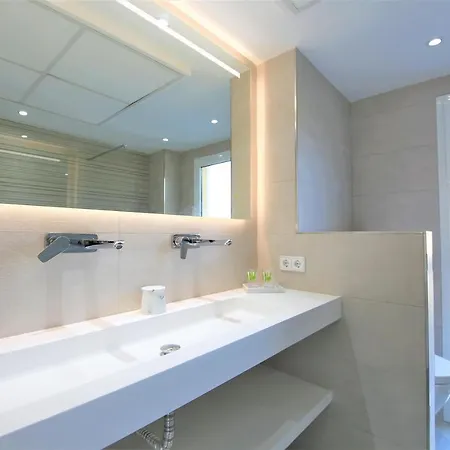 Apartamento Port Luna *